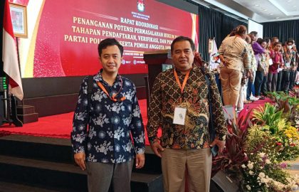 Saya (kiri) bersama Danang Kuntadi, saat berada di tengah-tengah acara rapat koordinasi di Hotel Mercure, Ancol, Jakarta.
