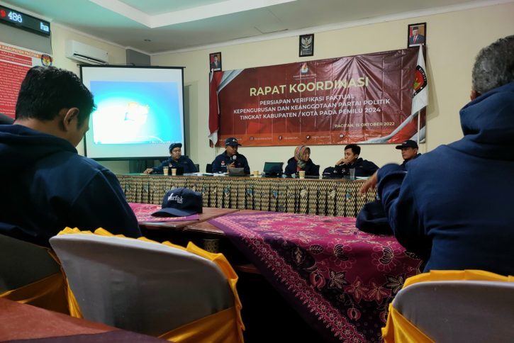 Pemantapan jelang pelaksanaan verfak, intens dilakukan khususnya bagi kalangan internal KPU Pacitan.