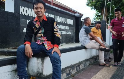 Pengalaman perdana saya ke Banyuwangi, mengesankan. Termasuk pertama kali mencicipi kuliner yang namanya nasi tempong.