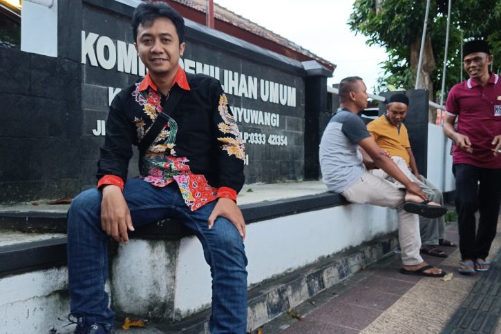 Pengalaman perdana saya ke Banyuwangi, mengesankan. Termasuk pertama kali mencicipi kuliner yang namanya nasi tempong.