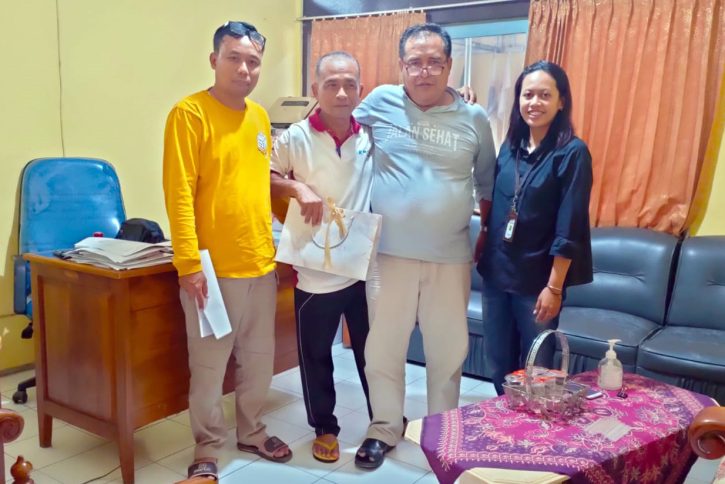 Formasi di Subbagian Hukum dan SDM, Mas Suyudi (paling kiri), Pak Okik, Pak Kasubbag Danang Kuntadi dan Rika Kusumawardani.