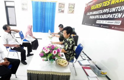 Proses seleksi wawancara yang saya lakukan terhadap calon anggota PPS di Kecamatan Donorojo.
